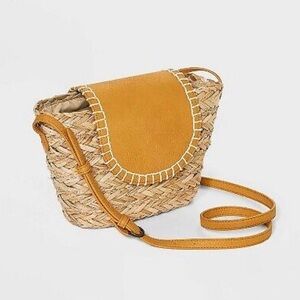 Universal Thread Woven crossbody bag purse